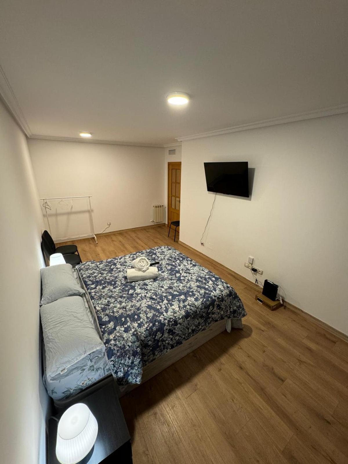 Marssuites Zapata Madrid Buitenkant foto